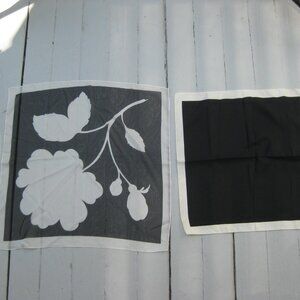 NWT Vintage Gap Black White Block & Floral Scarf Scarves Pocket Square Italy